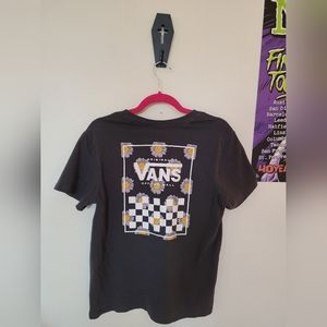 🌻Women's Size M flower/checkered t-shirt